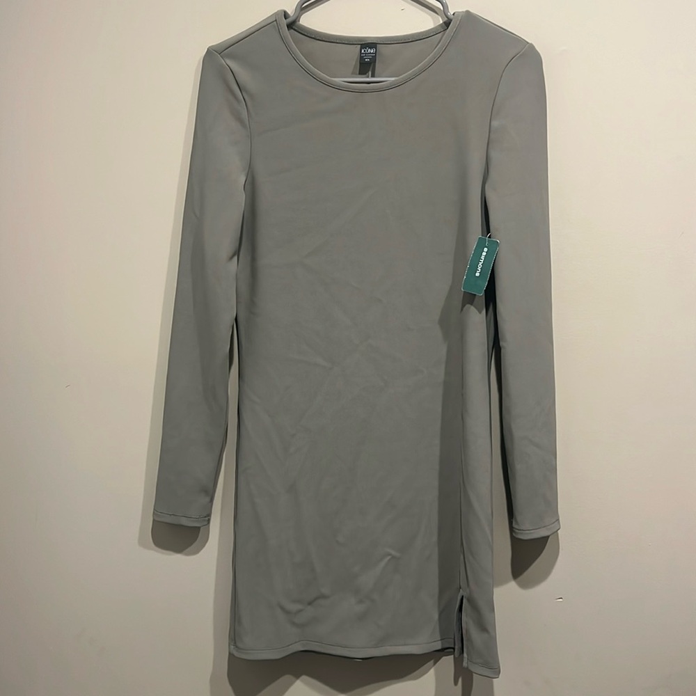 Icone long sleeve green khaki dress size L NWT